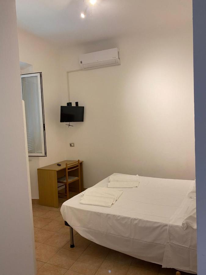 אלביסולה מרינה Hotel Nuovo Metropol מראה חיצוני תמונה