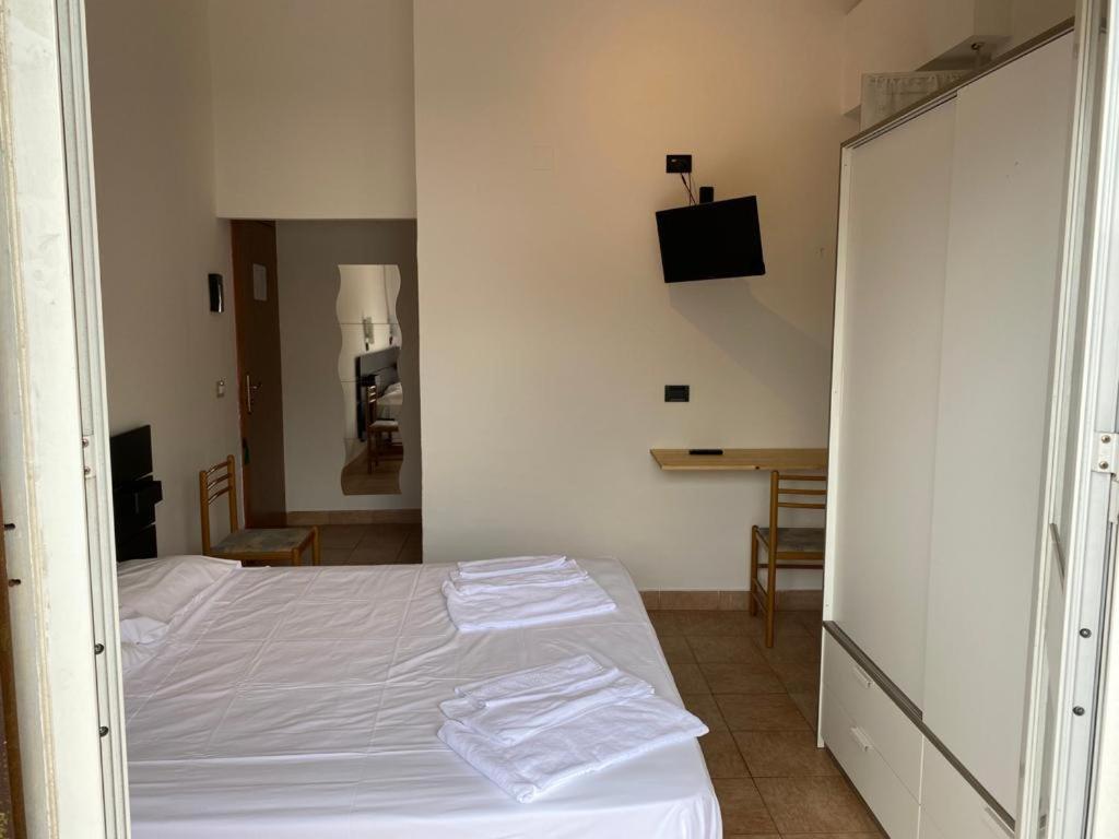 אלביסולה מרינה Hotel Nuovo Metropol מראה חיצוני תמונה