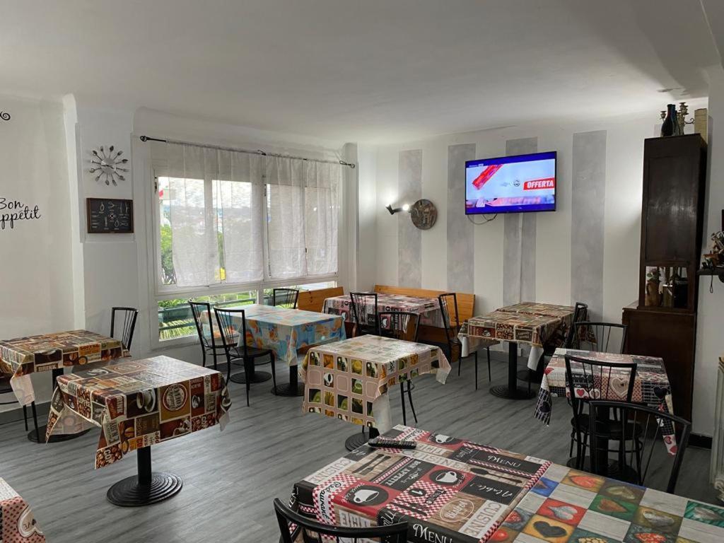 אלביסולה מרינה Hotel Nuovo Metropol מראה חיצוני תמונה